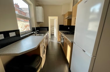 Herschell Street, Victoria Park, Leicester - Image 2