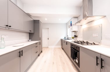 Knighton Fields Road East, Knighton, Leicester - Image 2