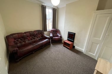 Hinckley Road, City Centre, Leicester - Image 2