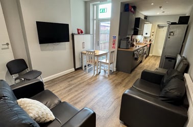 Wordsworth Road, Knighton, Leicester - Image 2