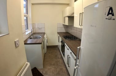 Queens Road, Clarendon Park, Leicester - Image 3