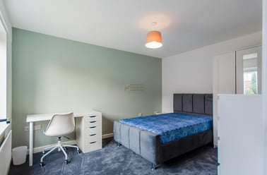 Newhaven Close, Birmingham - Image 3