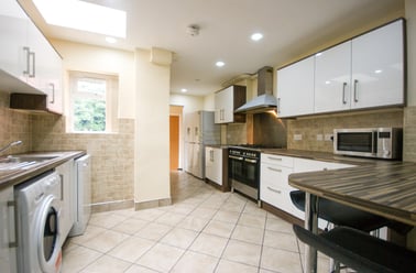 Heeley Road, Selly Oak, Birmingham - Image 3