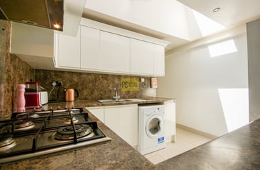 Harrow Road, Selly Oak, Birmingham - Image 2