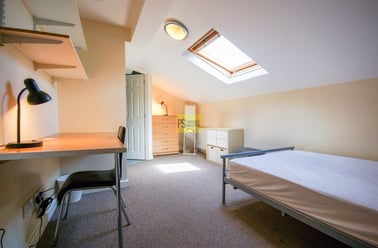 Bournbrook Road, Selly Oak, Birmingham - Image 3