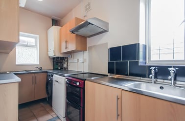 Harrow Road, Selly Oak, Birmingham - Image 2