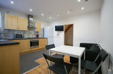 Bristol Road, Selly Oak, Birmingham - Image 2