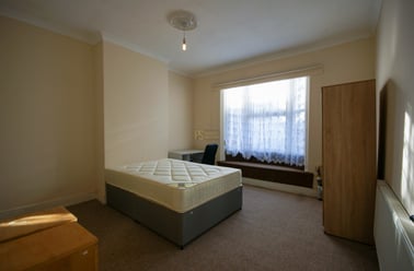 Bristol Road, Selly Oak, Birmingham - Image 3