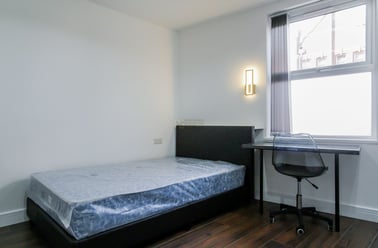 674 Bristol Road, Selly Oak, Birmingham - Image 2