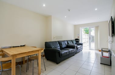 Tiverton Road, Selly Oak, Birmingham - Image 3