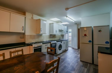 Hubert Road, Birmingham - Image 2