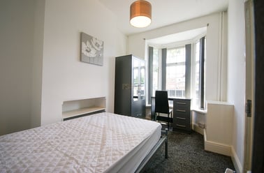 Harborne Lane, Selly Oak, Birmingham - Image 2