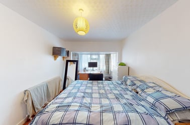 Goss Croft, Selly Oak, Birmingham - Image 2