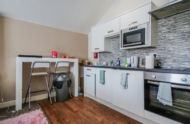 Alton Road Selly Oak, Birmingham - Image 2