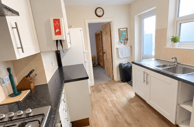 St. Annes Road, Mount Pleasant , Exeter - Image 2