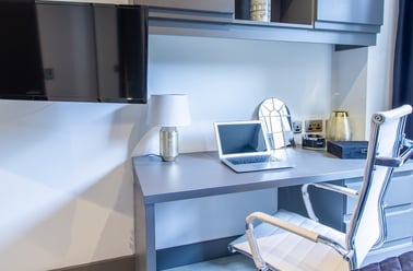 Classic 2 Bed Apartment, 33 Parkside, City Centre, Coventry - Image 3