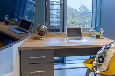 2 Bed Apartment, Crown House, West Bar, Broomhall, Sheffield - Image 2