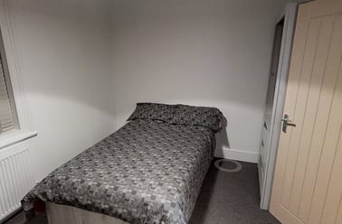 Marlborough Avenue, Spring Bank, Hull - Image 2