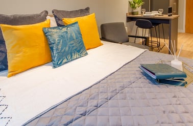 Deluxe Studio, Symons House, Belgrave Street, Burley Park, Leeds - Image 3