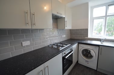 St. Chads Drive, Headingley, Leeds - Image 3