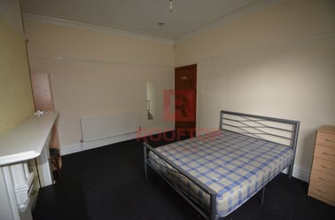 St. Michaels Terrace, Headingley, Leeds - Image 2