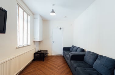 Goddard Avenue, Newland, Hull - Image 2