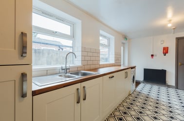 Marshall Street, Newland, Hull - Image 2