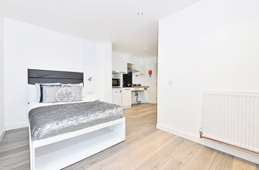 Large Premium Studio, Miura, 33 Curzon Street, City Centre, Nottingham - Image 2