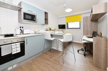 Bronze Studio, The Mill House, 400 Gorgie Road, Gorgie, Edinburgh - Image 2