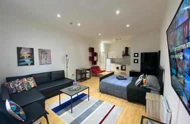 Chapeltown Road, Woodhouse, Leeds - Image 2