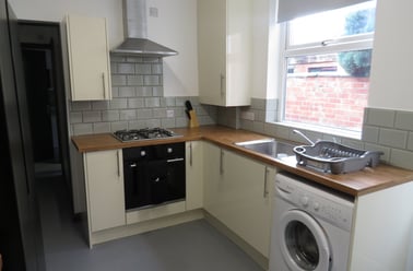 Royland Road, City Centre, Loughborough - Image 2