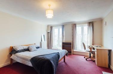 Robin Mews, City Centre, Loughborough - Image 2