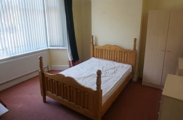 Royland Road, City Centre, Loughborough - Image 3