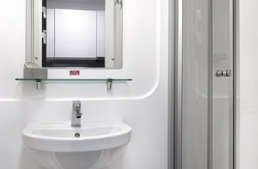 Classic Ensuite (Clifton House), Clifton and Stewart House, 1 Clifton Place, City Centre, Glasgow - Image 3