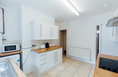 Gresham Street, West End, Lincoln - Image 2