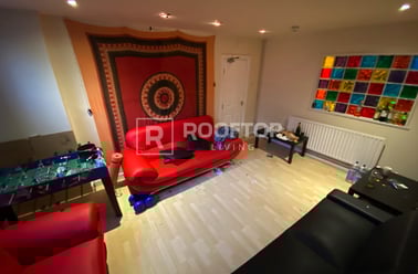 Chestnut Avenue, Hyde Park, Leeds - Image 2