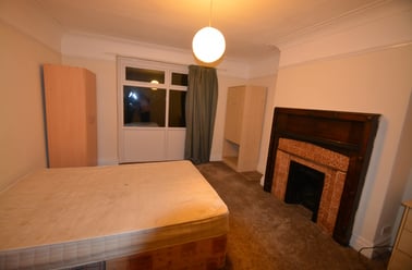 St. Annes Road, Headingley, Leeds - Image 3