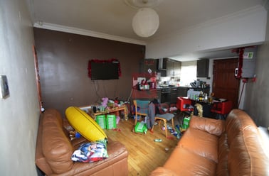 Norwood Place, Hyde Park, Leeds - Image 3