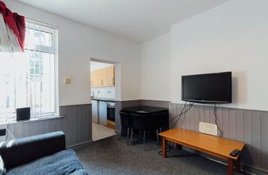 Carholme Road, West End, Lincoln - Image 2