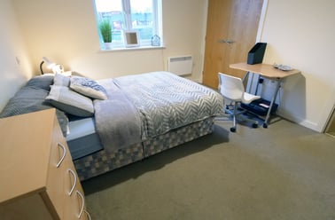 4 Bed Apartment, Hassells Bridge Apartments, 3 Hassell Street, City Centre, Newcastle under Lyme - Image 3