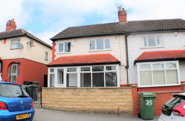 Mayville Road, Hyde Park, Leeds - Image 2
