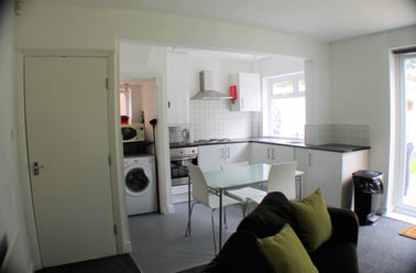 Mayville Road, Hyde Park, Leeds - Image 3