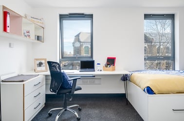 Gold Studio, Fulham Palace Studios, 168-188 Fulham Palace Road, Hammersmith, London - Image 2