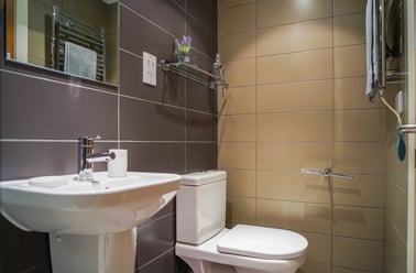 Studio, Gallery Apartments, 2 Port Dundas Place, City Centre, Glasgow - Image 3