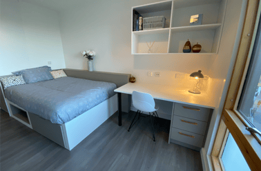 Premier Ensuite, Charles Morton Court, 37-43 Green Lanes, Newington Green, London - Image 3