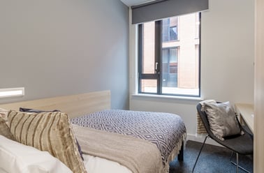 Classic Ensuite Townhouse, Straits Village, 123 Huntingdon Street, The Old Meadows, Nottingham - Image 2