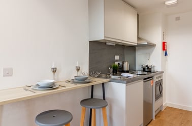 Premium 2 Bed Apartment, Straits Village, 123 Huntingdon Street, The Old Meadows, Nottingham - Image 3