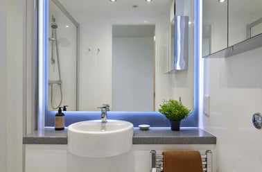 Bronze En-Suite, Asa Briggs House, 6 St Johns Road, Woodhouse, Leeds - Image 2