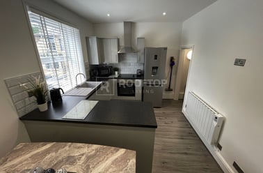 Otley Road, Headingley, Leeds - Image 3