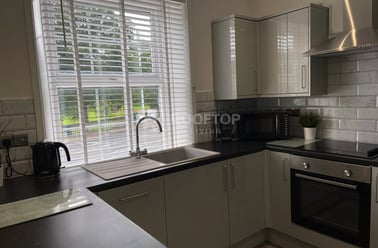 Otley Road, Headingley, Leeds - Image 2